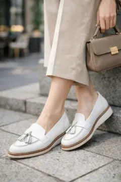DIANA ダイアナ タッセルローファー 白 24.0cm