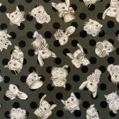 ジョリーフルールデザイン猫うさぎイラストの綿生地 カーキ