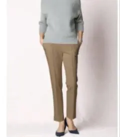 未使用　ドゥクラッセ　カルゼ　裏起毛　ピンタック　パンツ　小さいサイズ　5号