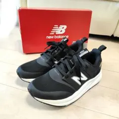New Balance UA900 AB2 スニーカー ブラック 24cm 2E - メルカリ