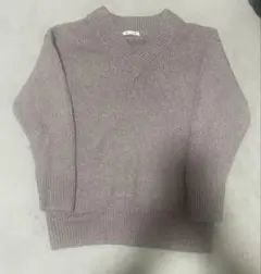 淡い紫色 Vネック ニットセーター 長袖