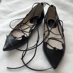 POE レースアップ フラットシューズ ブラック ポインテッドトゥ 22cm