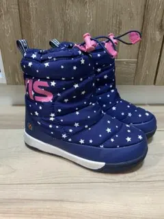 星柄 スノーブーツ　雪遊び　22cm