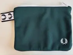 FRED PERRY ポーチ グリーン