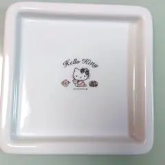 Hello Kitty ハローキティ スクエア皿　プレート 陶器製 白