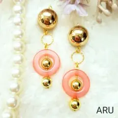 No.113★ピンク☆ゴールド☆リング☆個性的☆大ぶり☆ピアス☆イヤリング