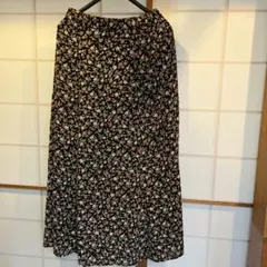 GU花柄ロングスカート