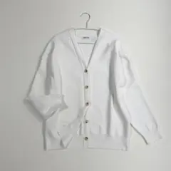 美品25SS【ドゥーズィエムクラス】Sofia Vネック カーディガン　ホワイトのサムネイル