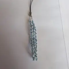 水色ビーズの携帯ストラップ