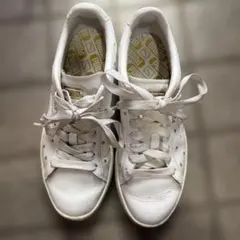 PUMA スニーカー ホワイト ゴールド スタッズ