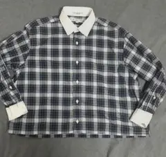 INDIVIDUALIZED SHIRTS クロップド丈 クレリックシャツのサムネイル