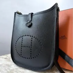 美品 HERMES エルメス エヴリン TPM16 □H刻印 ショルダー 黒