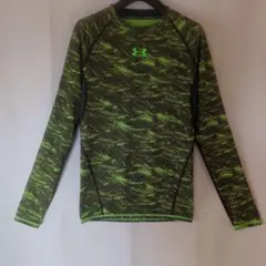 サイズＭ位⭐Under Armour（アンダーアーマー）速乾長袖Ｔ　デジカモ