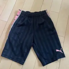 PUMA ストライプショートパンツ Sサイズ