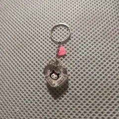 ハート型アクリル猫キーホルダー ハンドメイド