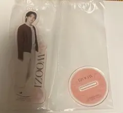 Seventeen セブン一番くじ　C賞アクリルスタンド　ウジ