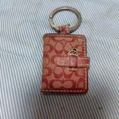 COACH　レザー キーホルダー 赤 カードポケット付き
