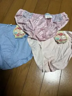 カジュアルショーツ3点セット（LL、L、Mサイズ）