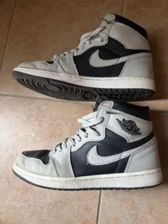 Nike Air Jordan 1 High OG "Shadow 2.0"のサムネイル