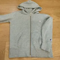 Champion パーカー　150【美品・タグに記名有り】