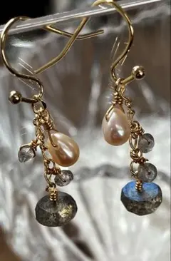 14kgf 天然石　ピアス　ラブラドライト　 淡水パール