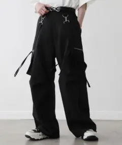 タ*カ様 ルーズシルエットハイウエストサスペンダーZIPポケットデニムカーゴパンのサムネイル