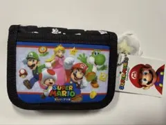 スーパーマリオ　ファスナー二つ折り財布