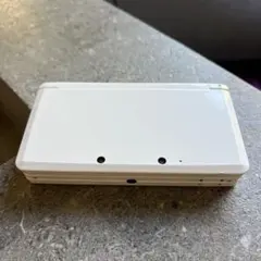 【充電器付き】ホワイト ニンテンドー3DS 本体