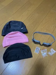 水泳キャップ3個とゴーグルセット