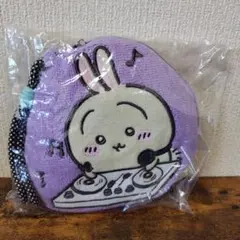 ちいかわ うさぎ GU コラボポーチ