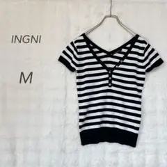 イング/半袖ニット/Vネック/M/ブラック/ホワイト/ボーダー/綿混/ボタン装飾
