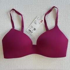 ユニクロ　ワイヤレスブラ