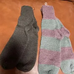 手編み靴下 チーコルグレーとストライプのピンク