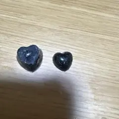 黒色ハート型レジンパーツ2個セット