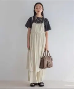 JEANASIS ワンピース　キャミワンピース　アイボリー　フリーサイズ