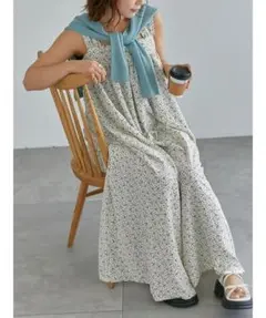 【新品タグ付き】エヘカソポ 小花柄ノースリーブワンピース