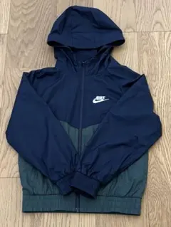 キッズ　140サイズ　NIKE ジャケット