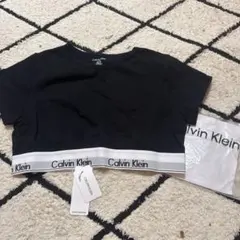 Calvin Klein クロップド丈 半袖Tシャツ ブラック L