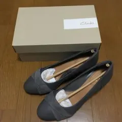 新品未使用 Clarks レディースパンプスのサムネイル