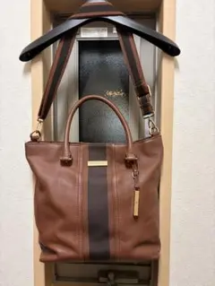 【美品】TOMMY HILFIGER 2WAY トートバッグ シボ革 ブラウンのサムネイル