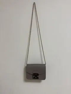 FURLA グレー ショルダーバッグ