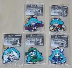 初音ミク ラバーマスコット ガンダム　ウィング　ダブルオー　ハロ　シャイニング