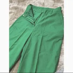 【匿名配送】　ストレートパンツ　グリーン　Sサイズ
