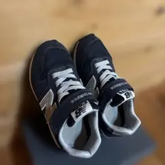 New Balance ネイビー スニーカー マジックテープ 18cm