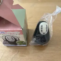 千と千尋の神隠し カオナシ　おきあがりこぼし