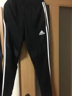 adidasパンツ