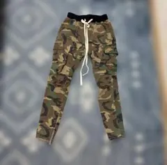 mnml 迷彩カーゴパンツ