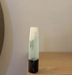 CHANEL イドゥラ ビューティ マイクロ リップ セラム