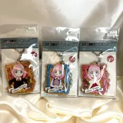 スパイファミリーウッドプレートキーホルダー