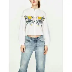 ★花柄刺繍ブラウス　Ｍサイズ　ＺＡＲＡ、Snidel風☆